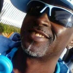 Meet your Posher, Melvin